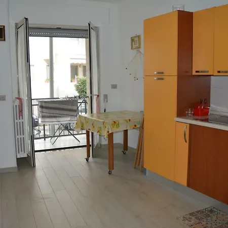 A 2 Passi Dal Castello דירה אוטרנטו